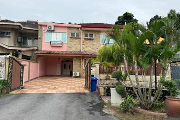 Jalan Tengku Ampuan Zabedah E 9/E