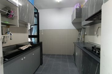 Residensi Laguna Biru 2