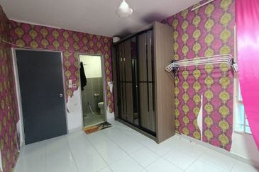 Residensi Laguna Biru 2