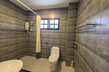 MERU VALLEY RESORT (GOLFVIEW TERRACE)