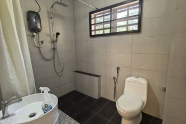 MERU VALLEY RESORT (GOLFVIEW TERRACE)