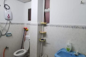 TAMAN LAPANGAN HILLCITY COND