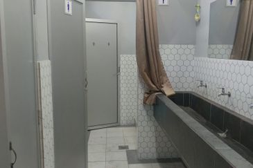 Pengkalan Station 18