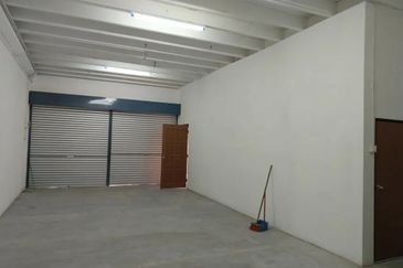 Jalan Pasir Puteh, Station 18