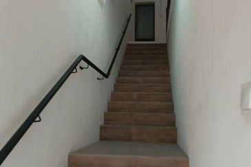 Jalan Pasir Puteh, Station 18