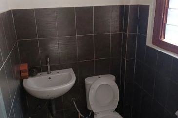 Jalan Pasir Puteh, Station 18