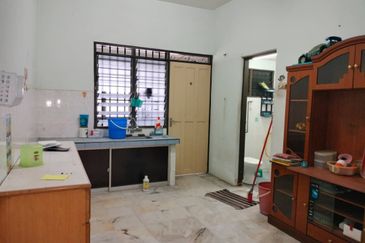 BUKIT MERAH, LAHAT, PENGKALAN