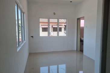 BUKIT MERAH, LAHAT, PENGKALAN