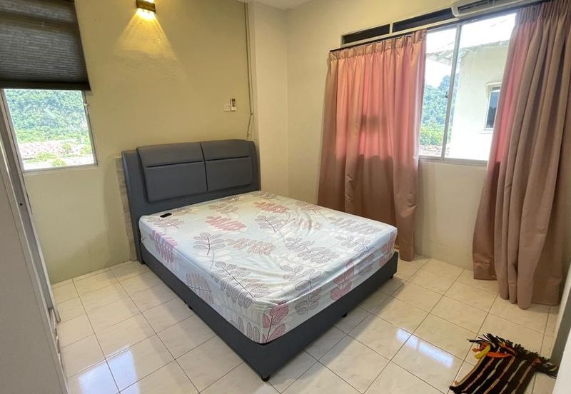 LE COURTS DESA TAMBUN