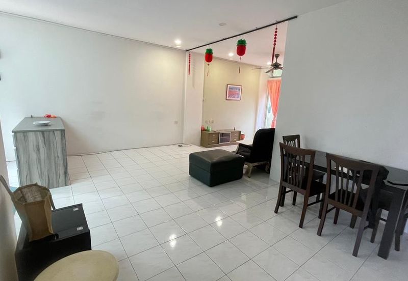 LE COURTS DESA TAMBUN