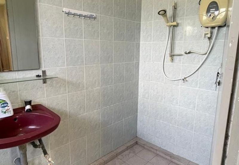 LE COURTS DESA TAMBUN