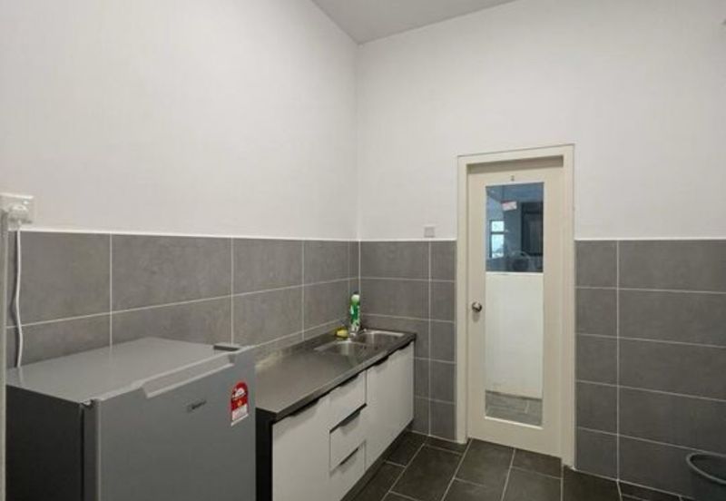 THE COVE HILLSIDE RESIDENCE