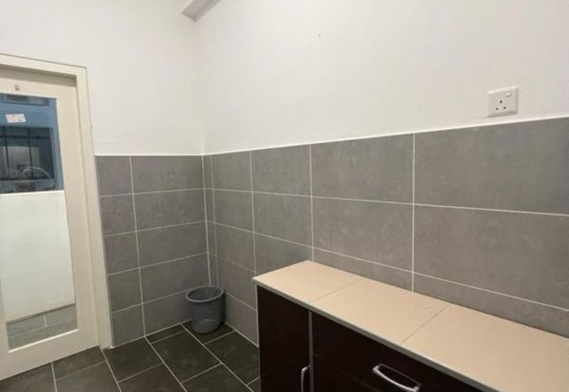 THE COVE HILLSIDE RESIDENCE