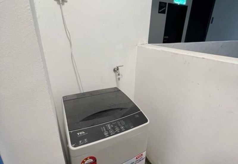 THE COVE HILLSIDE RESIDENCE