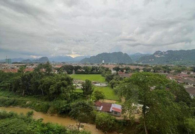 THE COVE HILLSIDE RESIDENCE