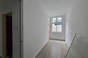 Austin Residence @Taman Mount Austin