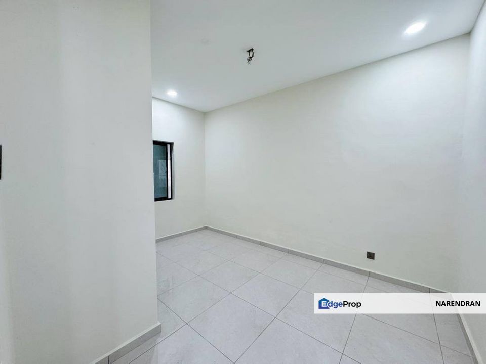 Taman Puteri Wangsa, Johor, Ulu Tiram