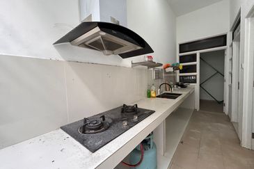 Garden Villa @ Bukit Indah 2