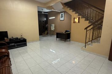 BANDAR LAGUNA MERBOK (TERES)