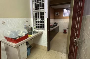 BANDAR LAGUNA MERBOK (TERES)