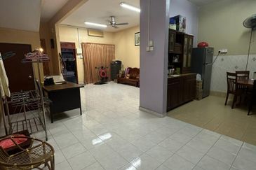 BANDAR LAGUNA MERBOK (TERES)