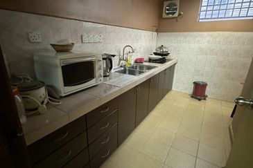 BANDAR LAGUNA MERBOK (TERES)