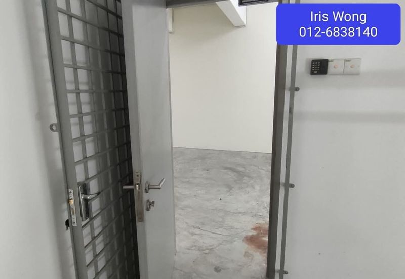 Jalan Gangsa,Kompleks Perindustrian Ringan