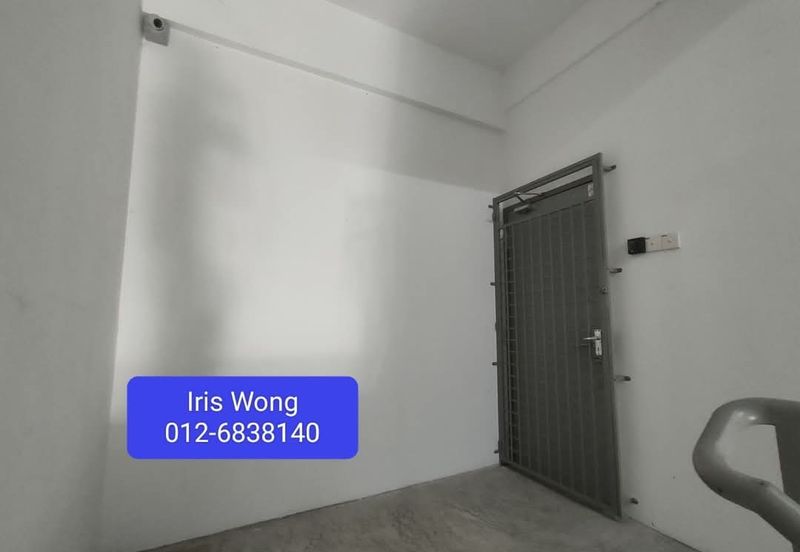 Jalan Gangsa,Kompleks Perindustrian Ringan