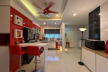 BANDAR LAGUNA MERBOK (TERES)