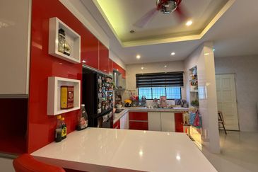 BANDAR LAGUNA MERBOK (TERES)