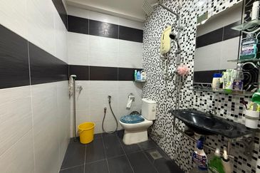 BANDAR LAGUNA MERBOK (TERES)