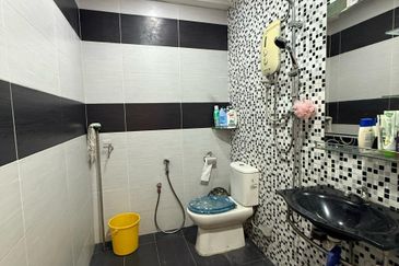 BANDAR LAGUNA MERBOK (TERES)