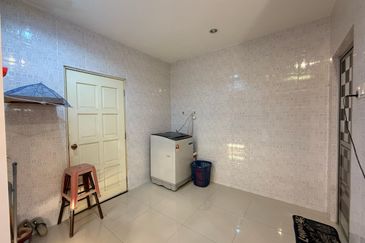 BANDAR LAGUNA MERBOK (TERES)