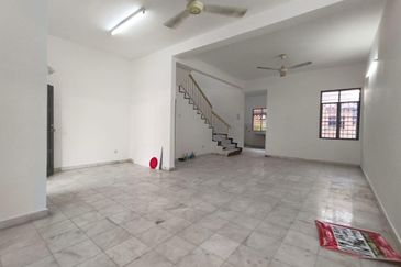 BANDAR LAGUNA MERBOK (TERES)