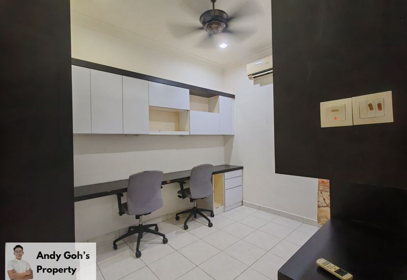 BANDAR LAGUNA MERBOK (TERES)