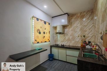 BANDAR LAGUNA MERBOK (TERES)