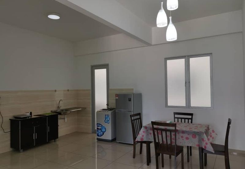 PLATINIUM 3 (TELUK KUMBAR) Condo For Sale