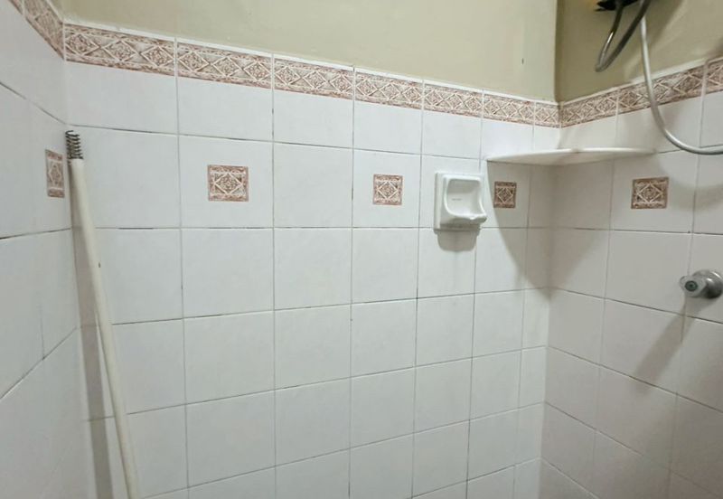 BANDAR LAGUNA MERBOK (TERES)