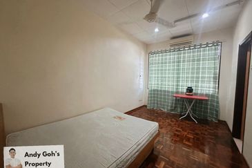 BANDAR LAGUNA MERBOK (TERES)