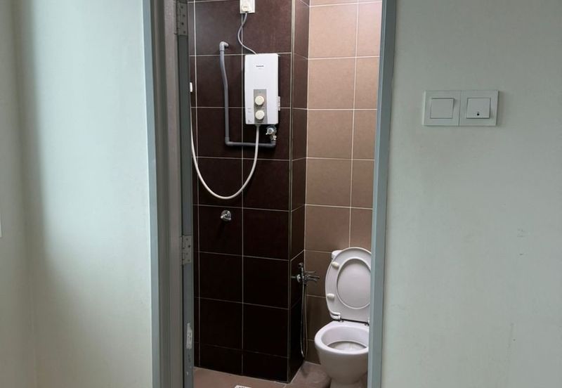 Capri Park Condominium For Rent