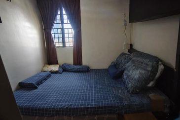 Greenlane Heights (Kingfisher Series)