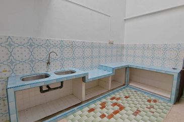 TAMAN PKNK BAKAR ARANG (CAHAYA)