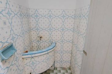 TAMAN PKNK BAKAR ARANG (CAHAYA)