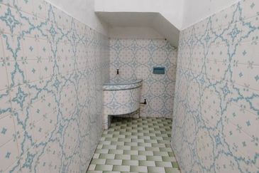 TAMAN PKNK BAKAR ARANG (CAHAYA)