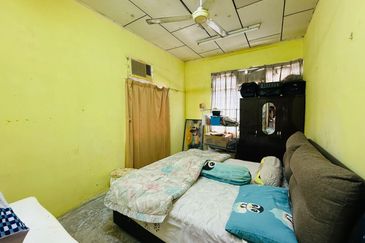 TAMAN SEJATI INDAH 3(B) 1