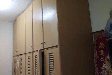 Bandar Laguna Merbok