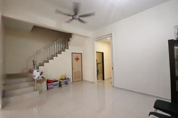 TAMAN PERMATA HILL PARK