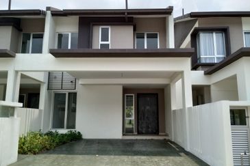 Arahsia Residences, Tropicana Aman