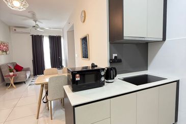 Amber Residence @ twentyfive.7