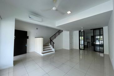 Arahsia Residences, Tropicana Aman